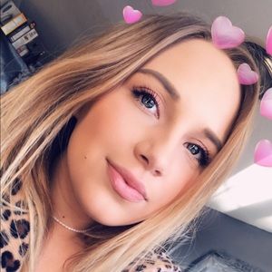 Meet your Posher, Skylar